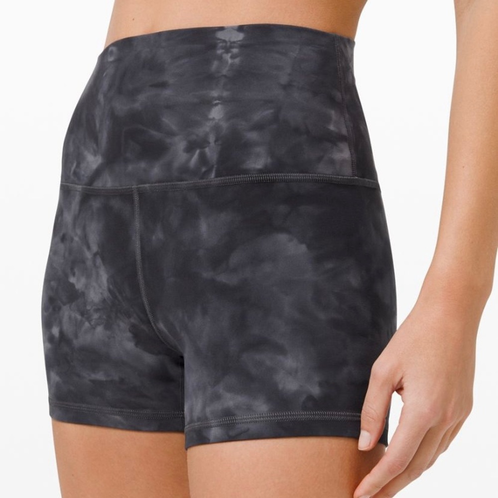 Lululemon 4” Diamond Dye Align High Rise Short